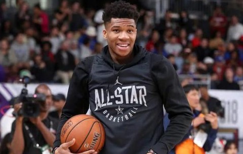 Kaiyun-包含Ming新星高光表现表现惊艳，雄鹿未来可期！的词条