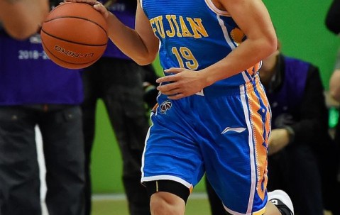 开云体育-包含国际比赛日体能课后，广州队内部沟通备战国王杯，赛场秩序良好，轮换策略成焦点的词条