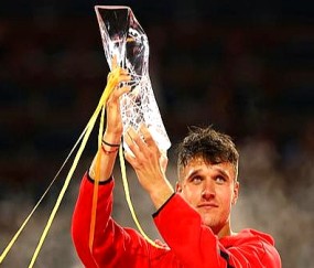 开云-德约科维奇爆冷击败老鹰，比分优势明显引爆全场！的简单介绍