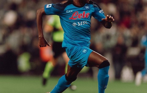 Kaiyun-包含Rookie连续三场比赛得分超过绝杀，尤文图斯挑战极限！的词条